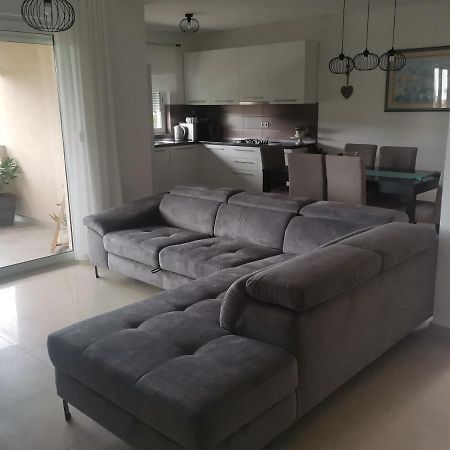 Apartman Ana Kampor Exterior photo