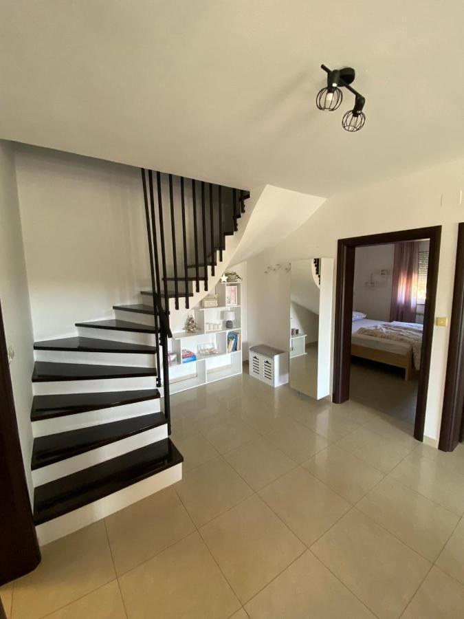 Apartman Ana Kampor Exterior photo