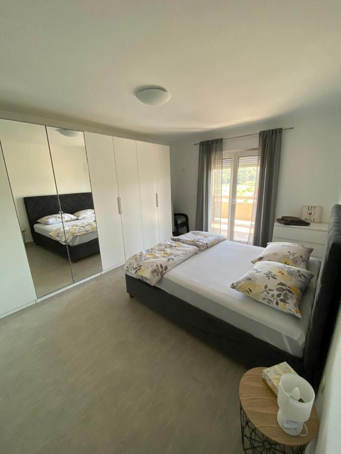 Apartman Ana Kampor Exterior photo