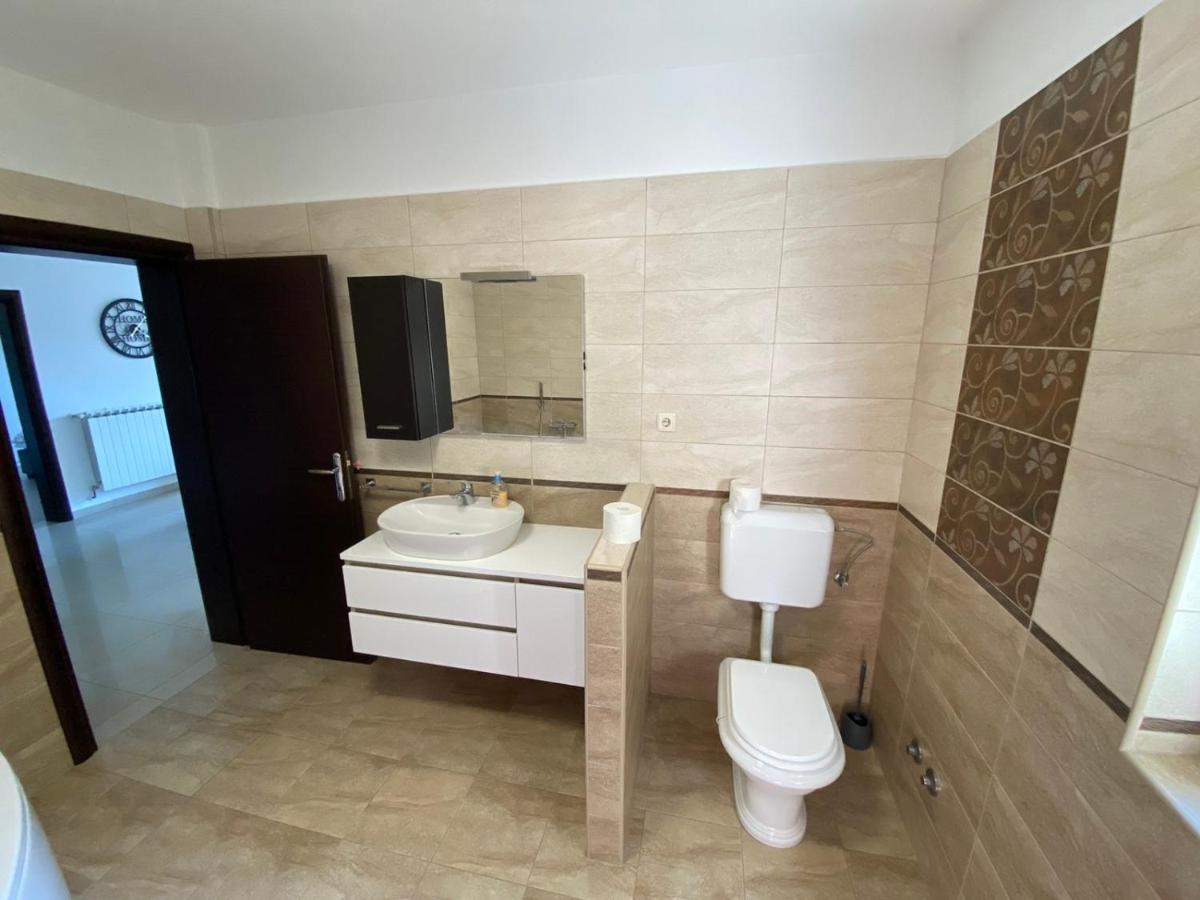 Apartman Ana Kampor Exterior photo